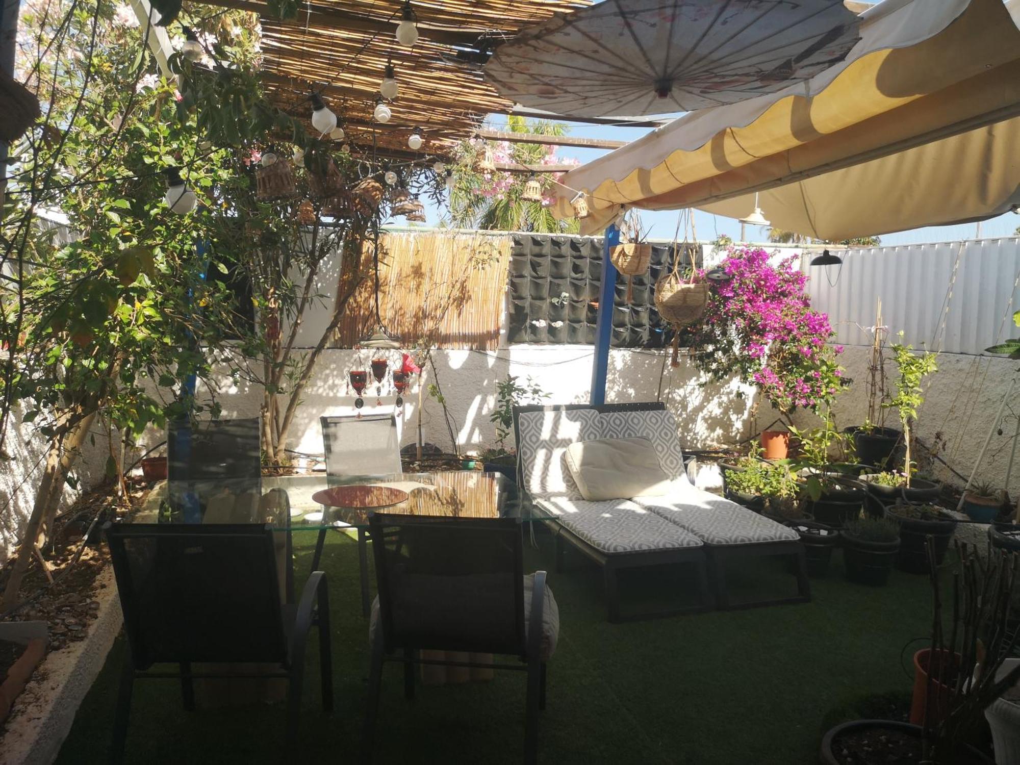 Couette-café Yumbo Maspalomas (Gran Canaria)